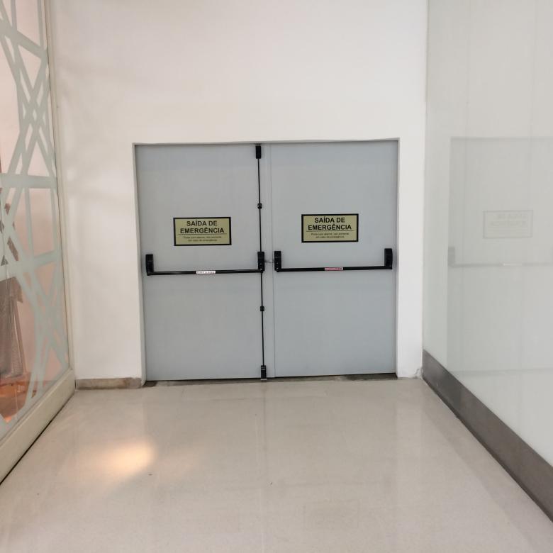 Adequação de portas corta-fogo Shopping Iguatemi